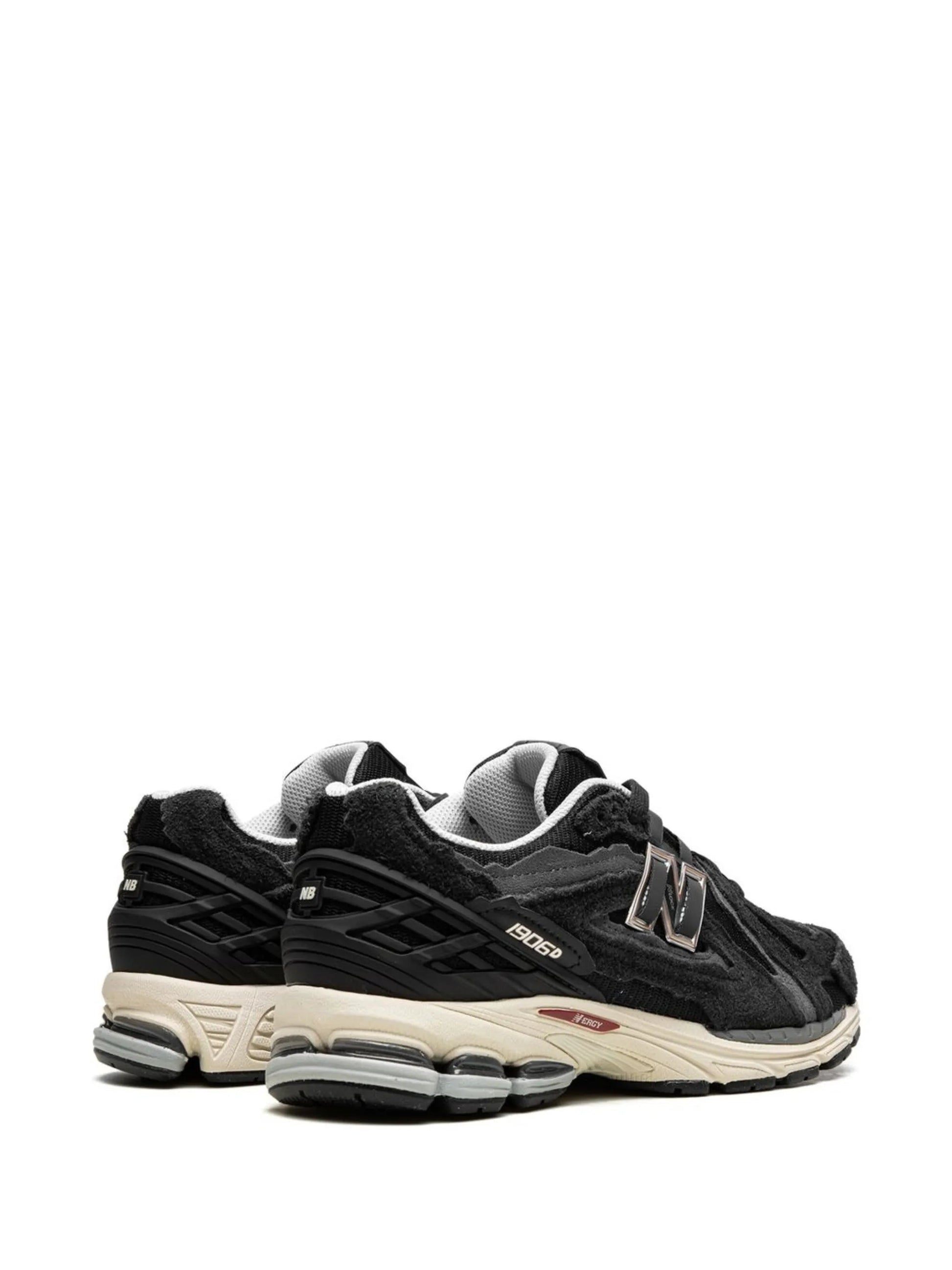 New Balance 1906R Protection Pack - Black Sneakers nike