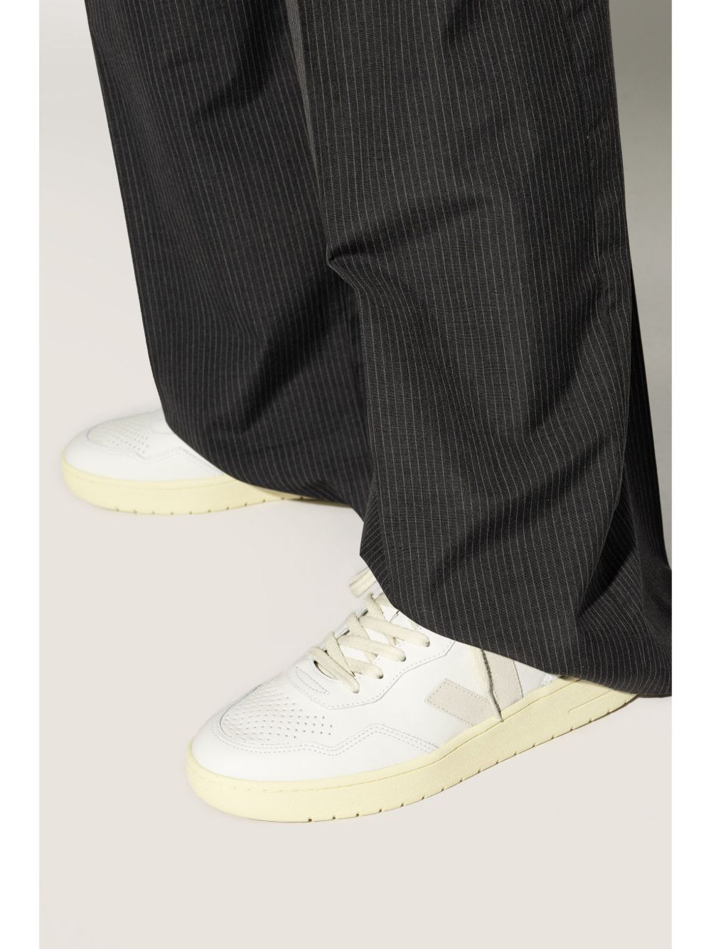 VEJA V90 sneakers Veja