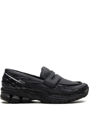 New Balance 1906 Black loafers nike