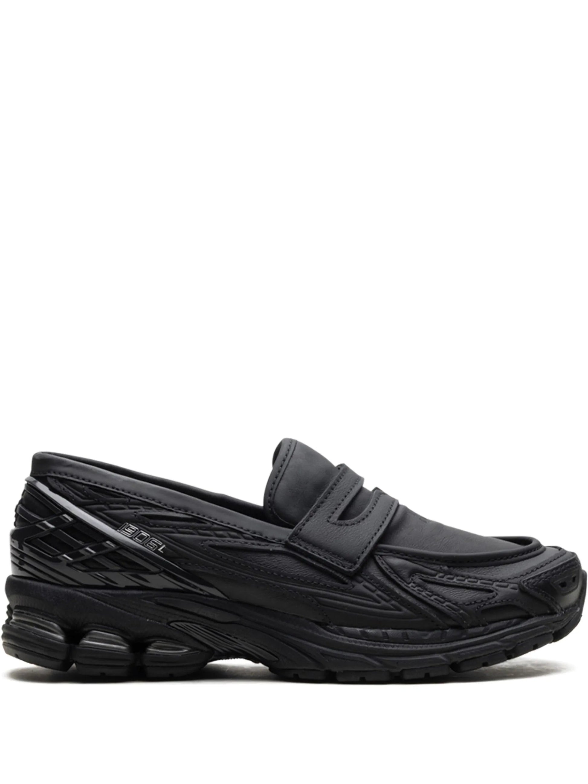 New Balance 1906 Black loafers nike