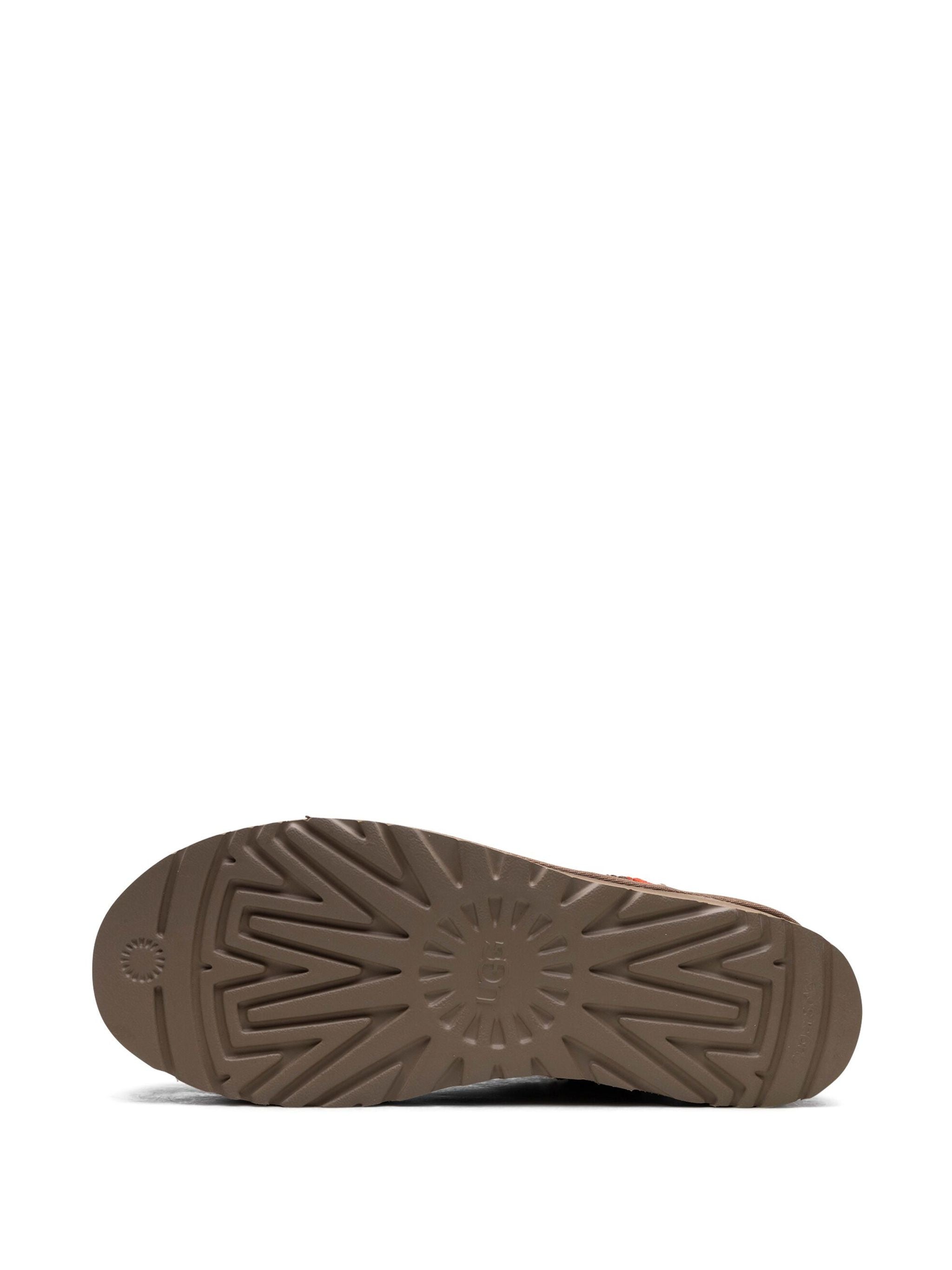 UGG Classic Ultra Mini Braid platform "Chestnut" boots UGG