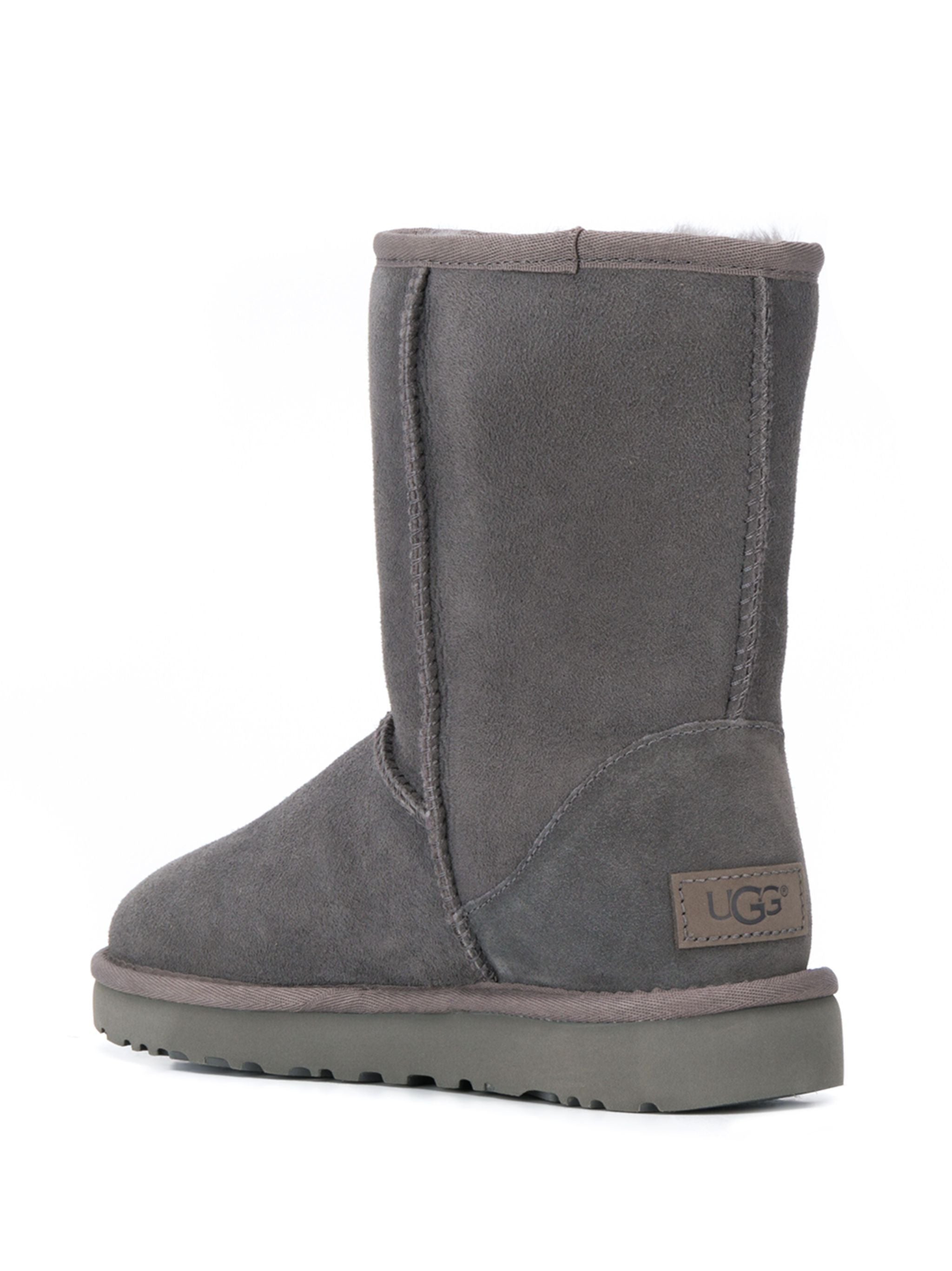 UGG Classic Ugg ankle boots UGG